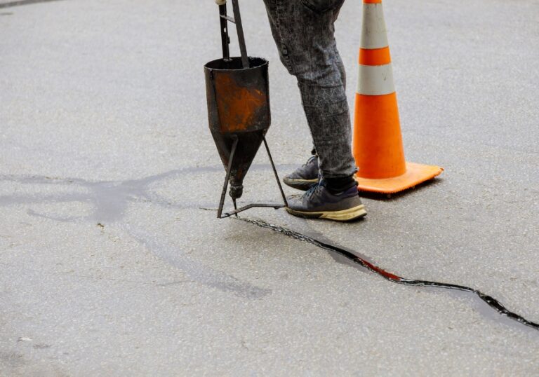 Asphalt Driveway repair Cracks
